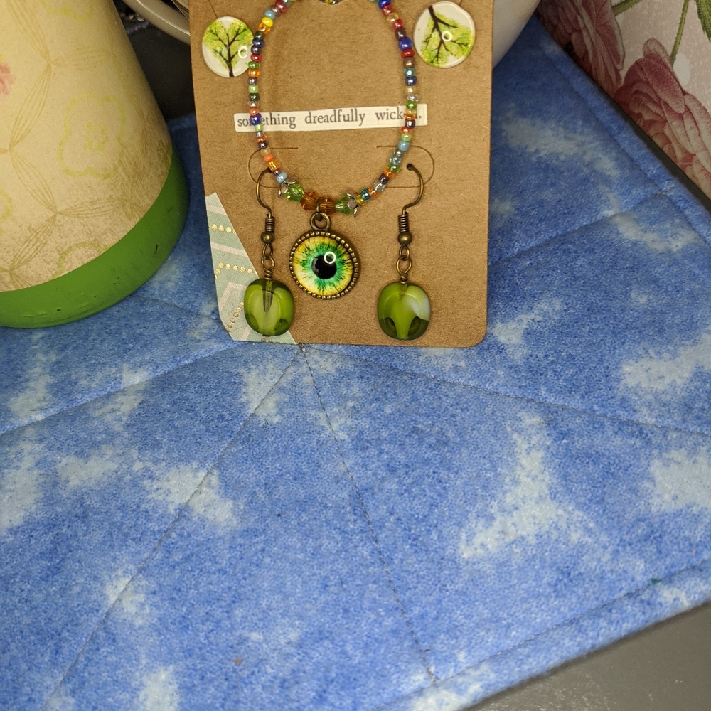 Jewelry - Picture 2 of 4